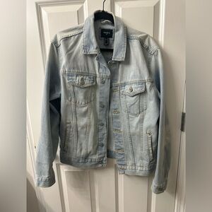 Forever 21 men’s size Medium denim jacket